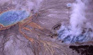 美国黄石公园火山爆发 美国黄石公园火山爆发